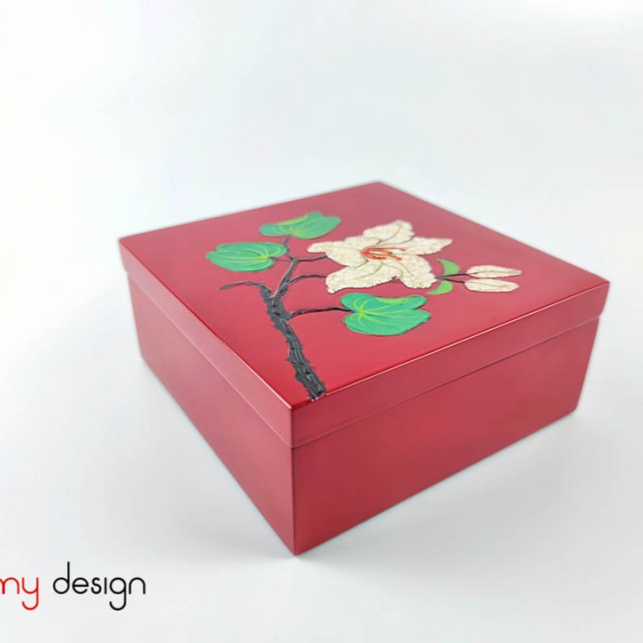 Square box with hand painted blooming flowers 15*H6cm